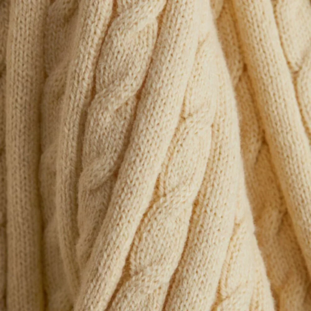 NWT- Light Yellow Cable Knit Gently Flared Skirt, Medium
